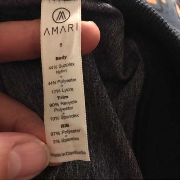 𝅺BLUE Amari women’s size small sweatshirt/ hoodie/ pullover. - Picture 6 of 6